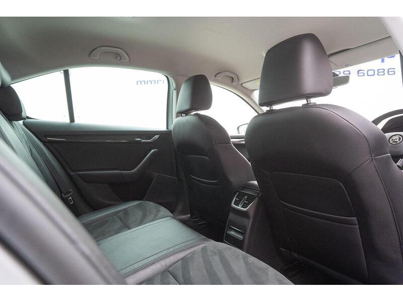 Skoda Octavia Octavia SE L Hatchback 1 Automatic Diesel - U1334