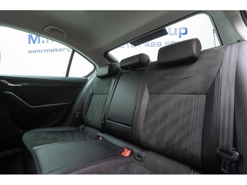 Skoda Octavia Octavia SE L Hatchback 1 Automatic Diesel - U1334