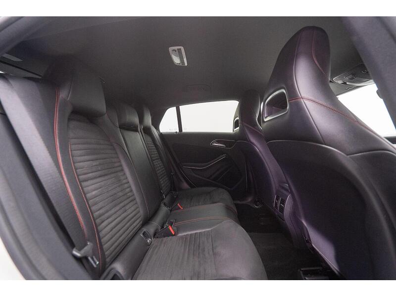 Mercedes-Benz CLA 2.1 CLA200d AMG Line Shooting Brake Euro 6 (s/s) 5dr - U1336