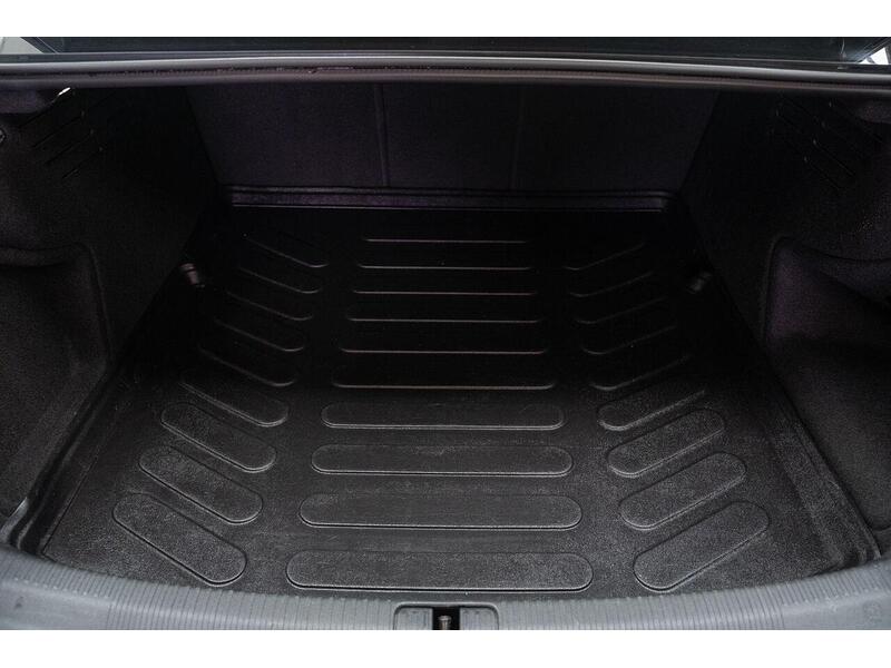 Audi A4 2.0 TDI S line S Tronic Euro 6 (s/s) 4dr - U1340