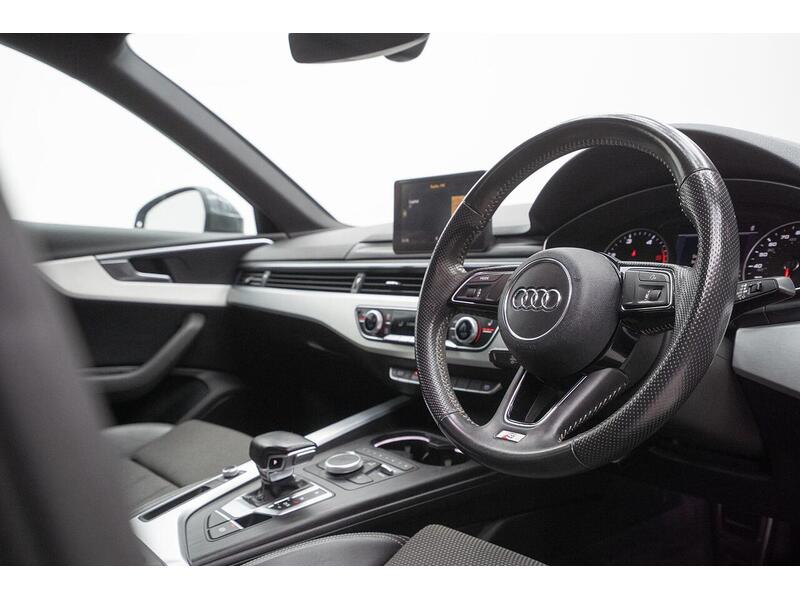 Audi A4 2.0 TDI S line S Tronic Euro 6 (s/s) 4dr - U1340