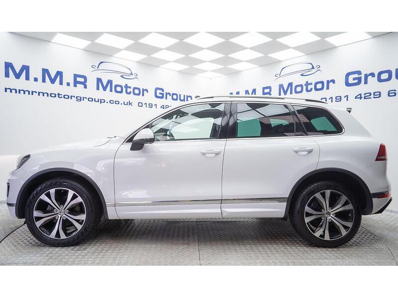 Volkswagen Touareg 3.0 TDI V6 BlueMotion Tech R-Line Tiptronic 4WD Euro 6 (s/s) 5dr - U1345