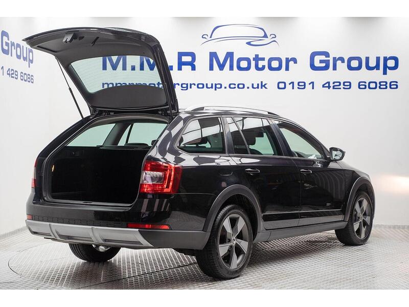 Skoda Octavia 2.0 TDI Scout DSG 4WD Euro 6 (s/s) 5dr - U1346