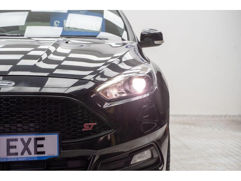 Ford Focus 2.0T EcoBoost ST-3 Euro 6 (s/s) 5dr - U1350