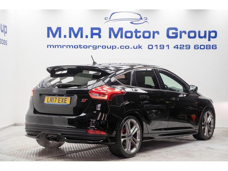 Ford Focus 2.0T EcoBoost ST-3 Euro 6 (s/s) 5dr - U1350