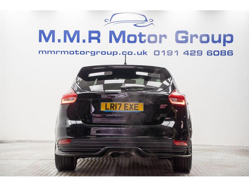 Ford Focus 2.0T EcoBoost ST-3 Euro 6 (s/s) 5dr - U1350