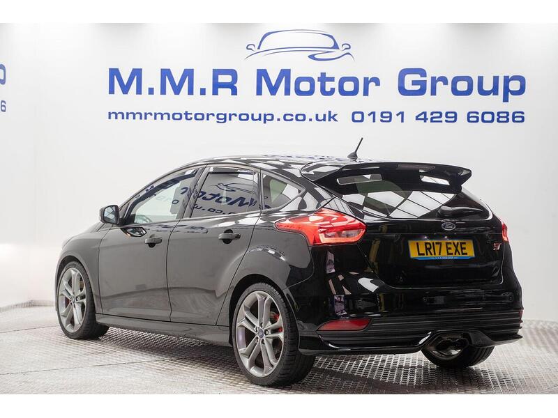Ford Focus 2.0T EcoBoost ST-3 Euro 6 (s/s) 5dr - U1350