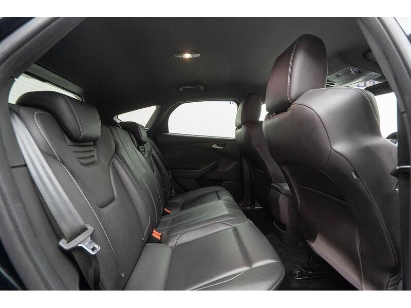 Ford Focus 2.0T EcoBoost ST-3 Euro 6 (s/s) 5dr - U1350