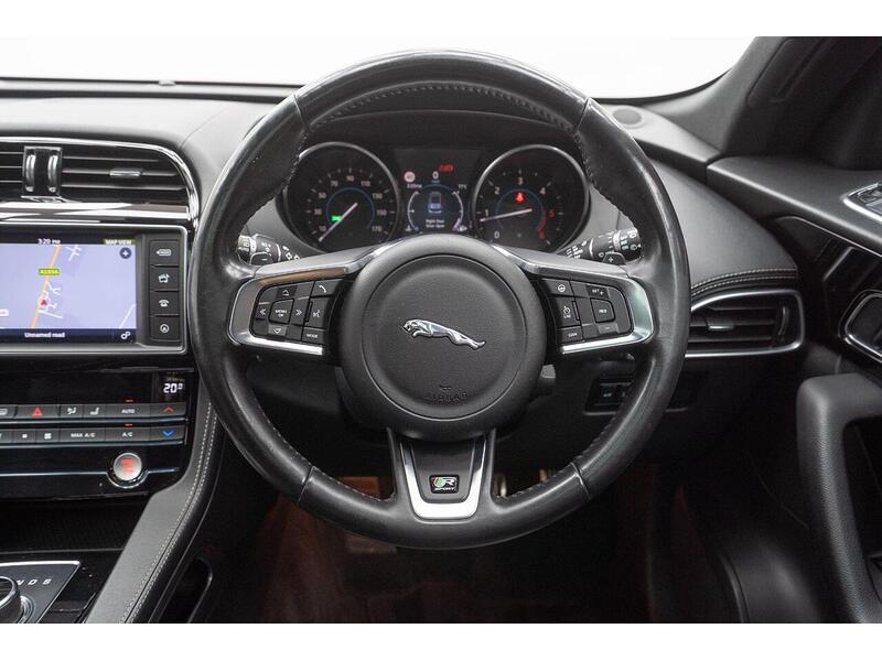 Jaguar F-PACE 2.0 D180 R-Sport Auto AWD Euro 6 (s/s) 5dr - U1353