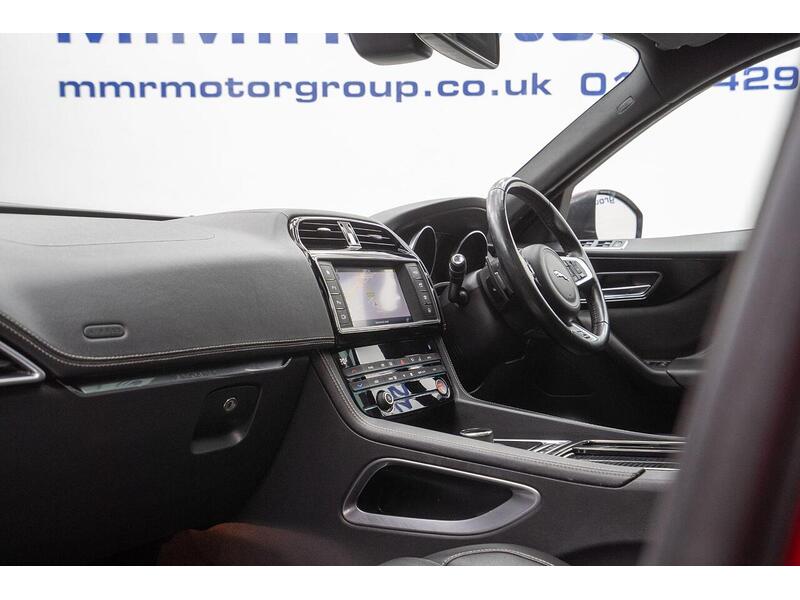 Jaguar F-PACE 2.0 D180 R-Sport Auto AWD Euro 6 (s/s) 5dr - U1353