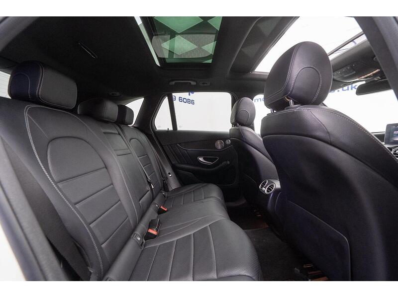 Mercedes-Benz GLC 2.1 GLC220d AMG Line (Premium Plus) G-Tronic 4MATIC Euro 6 (s/s) 5dr - U1354