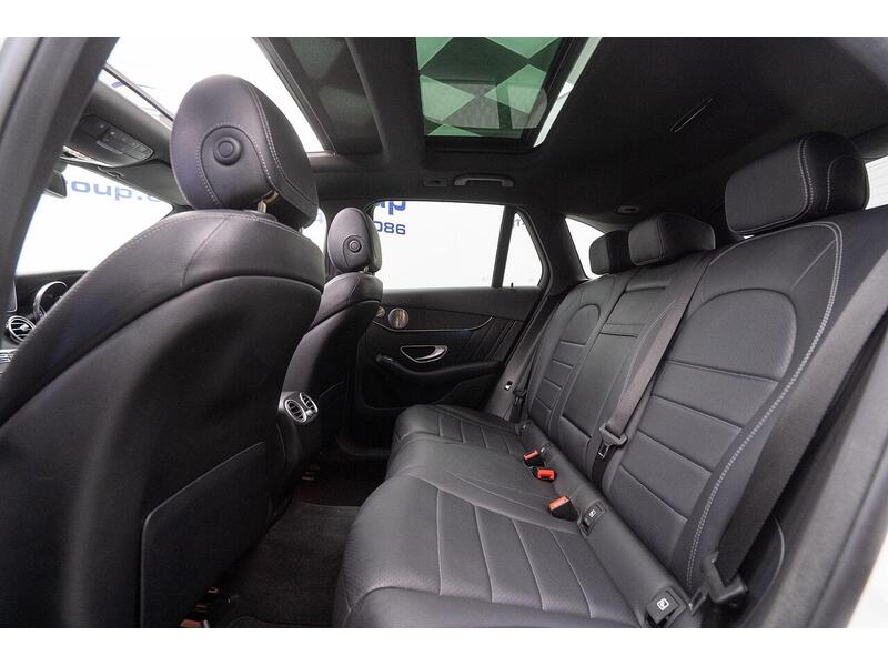 Mercedes-Benz GLC 2.1 GLC220d AMG Line (Premium Plus) G-Tronic 4MATIC Euro 6 (s/s) 5dr - U1354