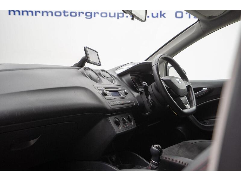 SEAT Ibiza 1.2 TSI FR Black Euro 5 5dr - U1360