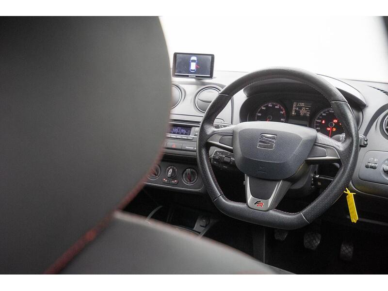 SEAT Ibiza 1.2 TSI FR Black Euro 5 5dr - U1360