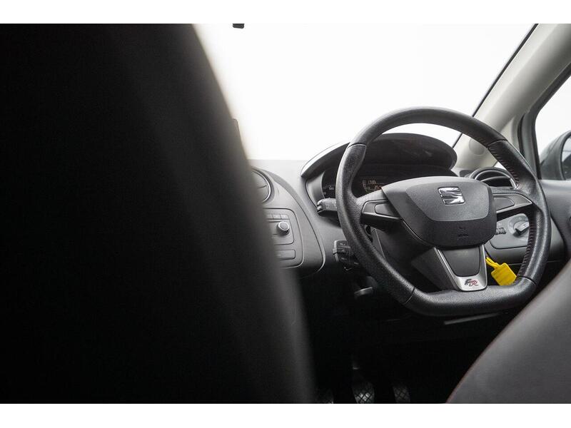 SEAT Ibiza 1.2 TSI FR Black Euro 5 5dr - U1360