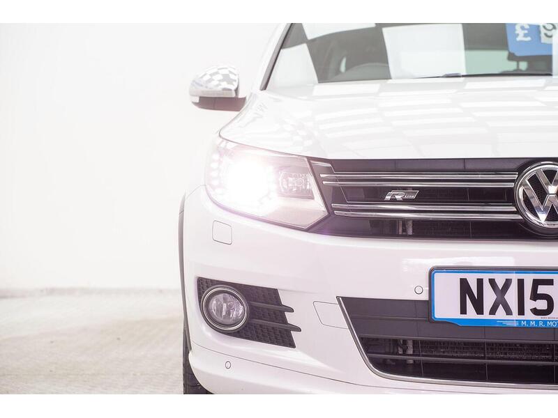 Volkswagen Tiguan 2.0 TDI BlueMotion Tech R-Line 4WD Euro 5 (s/s) 5dr (Nav) - U1364