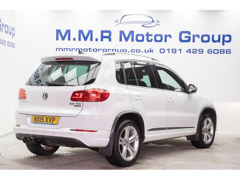 Volkswagen Tiguan 2.0 TDI BlueMotion Tech R-Line 4WD Euro 5 (s/s) 5dr (Nav) - U1364
