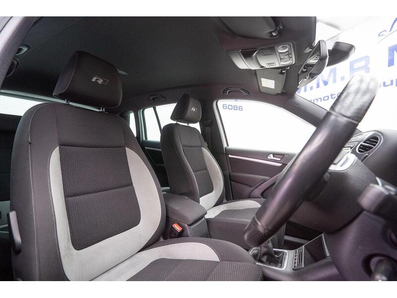 Volkswagen Tiguan 2.0 TDI BlueMotion Tech R-Line 4WD Euro 5 (s/s) 5dr (Nav) - U1364