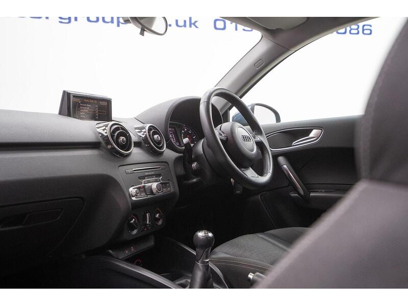 Audi A1 1.0 TFSI Sport Euro 6 (s/s) 3dr - U1365