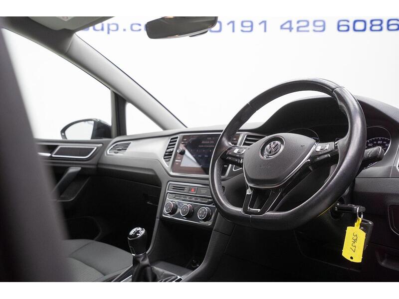 Volkswagen Golf SV 1.5 TSI EVO SE Nav Euro 6 (s/s) 5dr - U1367