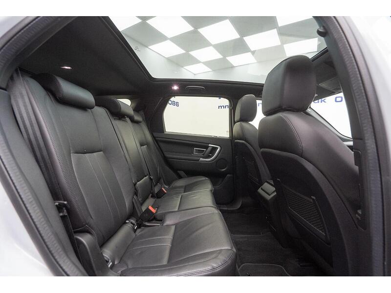 Land Rover Discovery Sport 2.0 TD4 Landmark Auto 4WD Euro 6 (s/s) 5dr - U1370