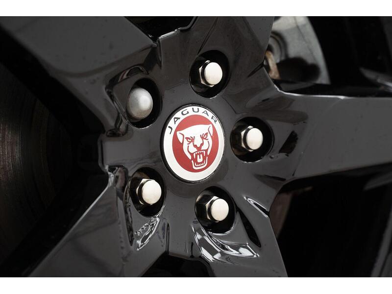 Jaguar XE 2.0d R-Sport Auto Euro 6 (s/s) 4dr - U1371