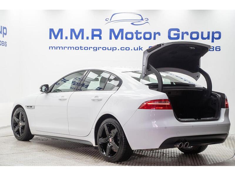 Jaguar XE 2.0d R-Sport Auto Euro 6 (s/s) 4dr - U1371