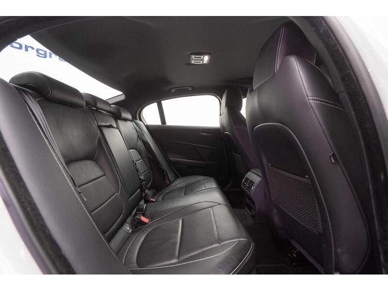 Jaguar XE 2.0d R-Sport Auto Euro 6 (s/s) 4dr - U1371