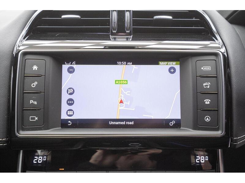 Jaguar XE 2.0d R-Sport Auto Euro 6 (s/s) 4dr - U1371