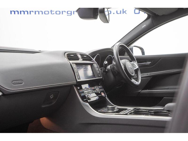 Jaguar XE 2.0d R-Sport Auto Euro 6 (s/s) 4dr - U1371