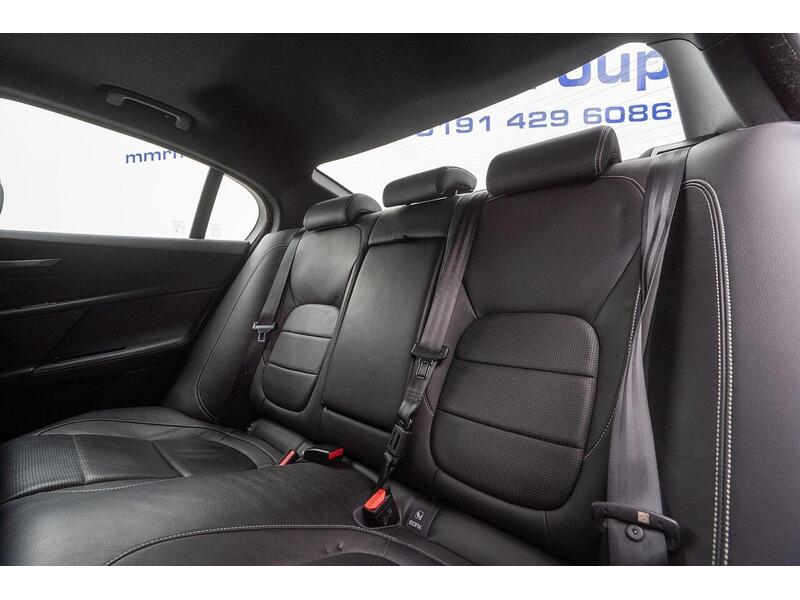Jaguar XE 2.0d R-Sport Auto Euro 6 (s/s) 4dr - U1371