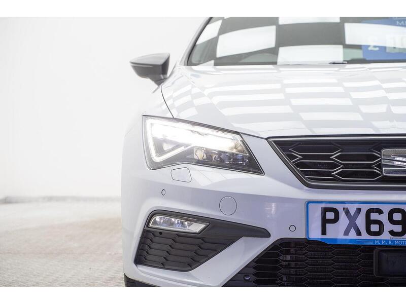 SEAT Leon 1.5 TSI EVO FR Black Edition Euro 6 (s/s) 5dr - U1381