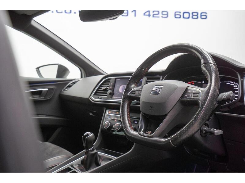 SEAT Leon 1.5 TSI EVO FR Black Edition Euro 6 (s/s) 5dr - U1381