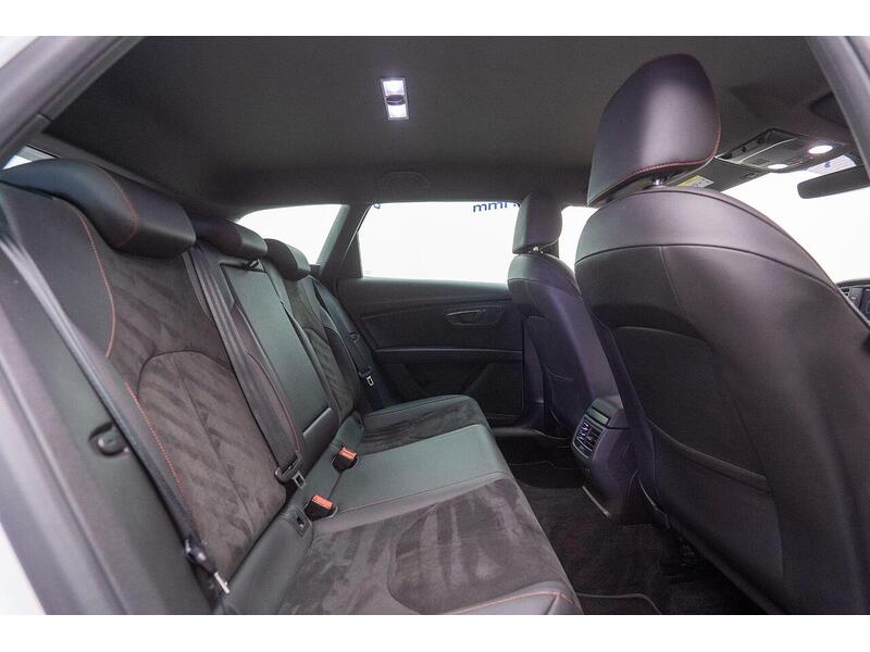 SEAT Leon 1.5 TSI EVO FR Black Edition Euro 6 (s/s) 5dr - U1381