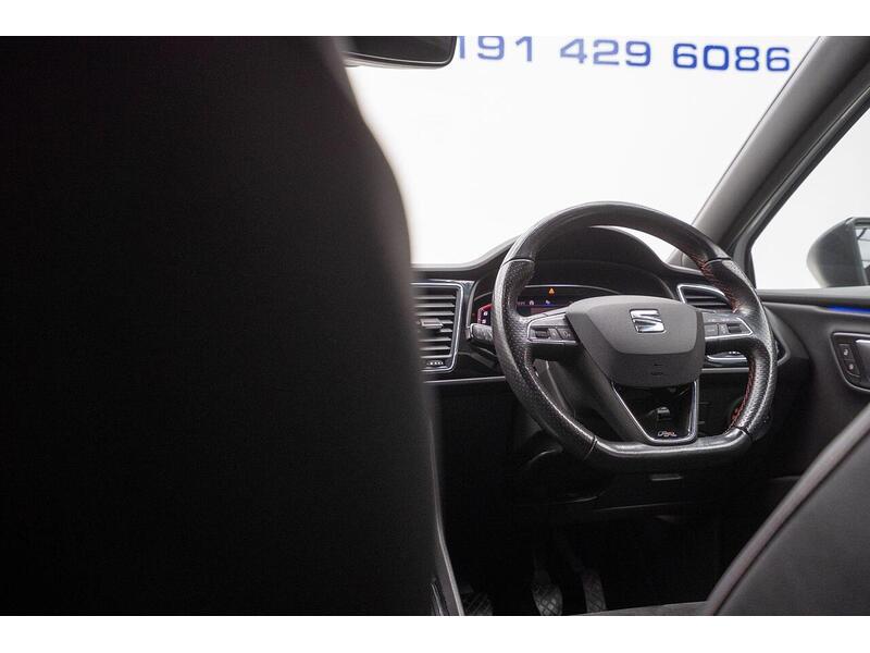 SEAT Leon 1.5 TSI EVO FR Black Edition Euro 6 (s/s) 5dr - U1381