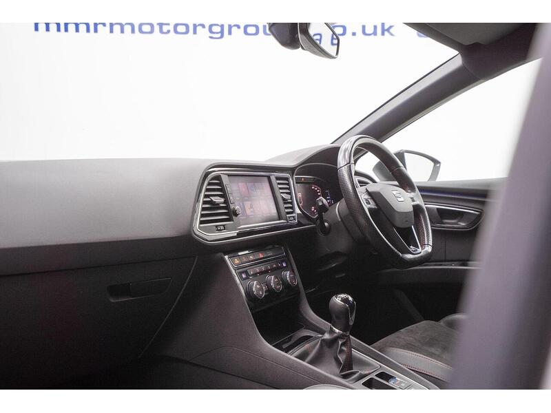 SEAT Leon 1.5 TSI EVO FR Black Edition Euro 6 (s/s) 5dr - U1381