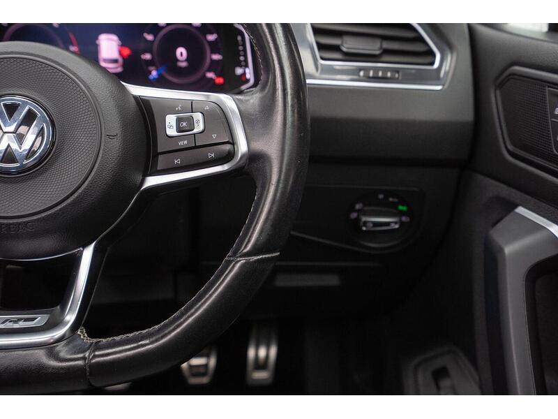 Volkswagen Tiguan 2.0 TDI R-Line Tech Euro 6 (s/s) 5dr - U1385