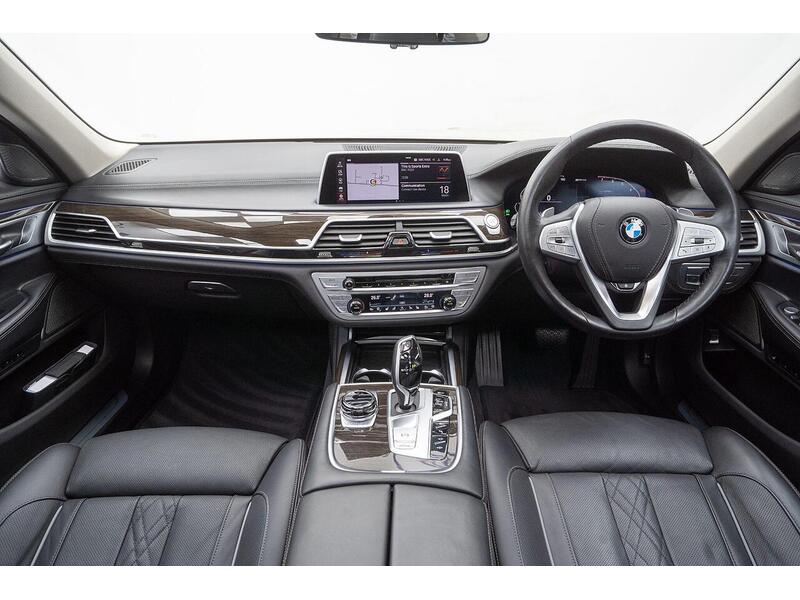 BMW 7 Series 3.0 745Le 12kWh Auto xDrive Euro 6 (s/s) 4dr - U1391