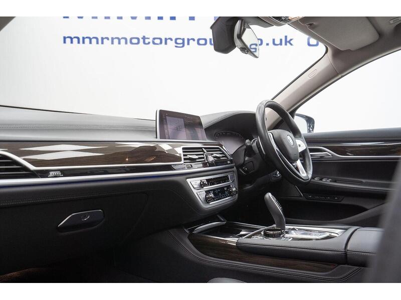 BMW 7 Series 3.0 745Le 12kWh Auto xDrive Euro 6 (s/s) 4dr - U1391