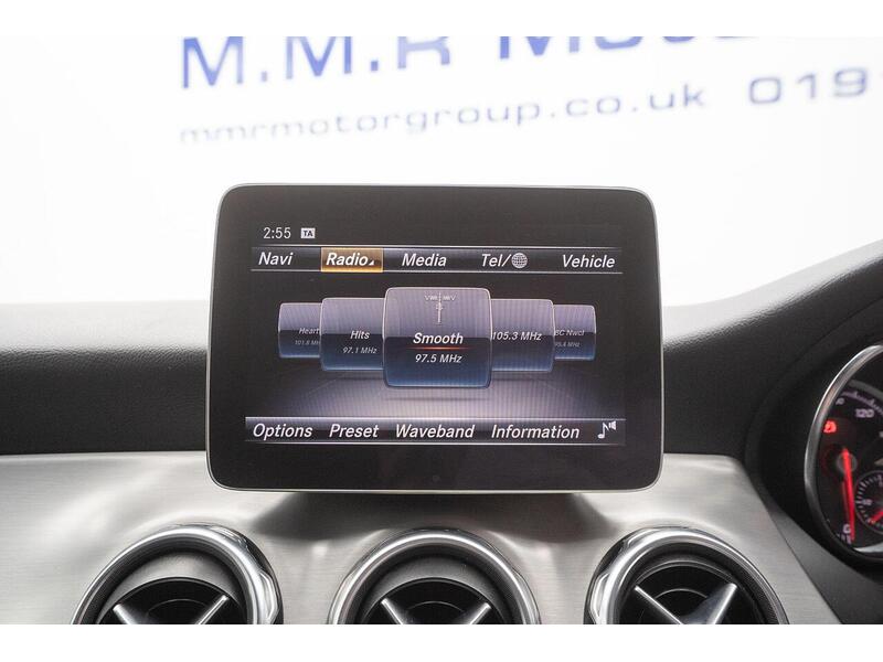 Mercedes-Benz GLA 1.6 GLA200 AMG Line 7G-DCT Euro 6 (s/s) 5dr - U1392