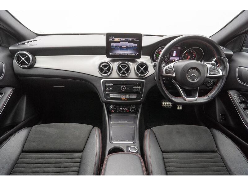 Mercedes-Benz GLA 1.6 GLA200 AMG Line 7G-DCT Euro 6 (s/s) 5dr - U1392