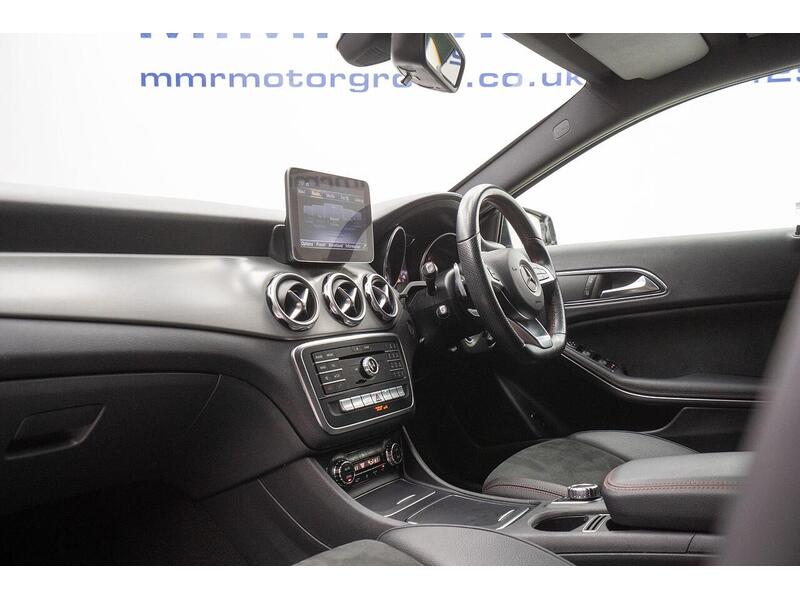 Mercedes-Benz GLA 1.6 GLA200 AMG Line 7G-DCT Euro 6 (s/s) 5dr - U1392