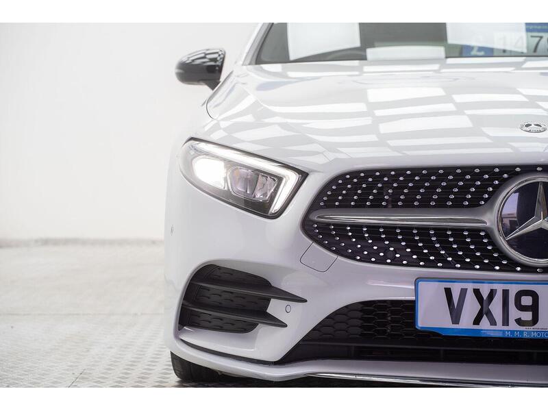 Mercedes-Benz A Class 2.0 A200d AMG Line (Premium) 8G-DCT Euro 6 (s/s) 5dr - U1393