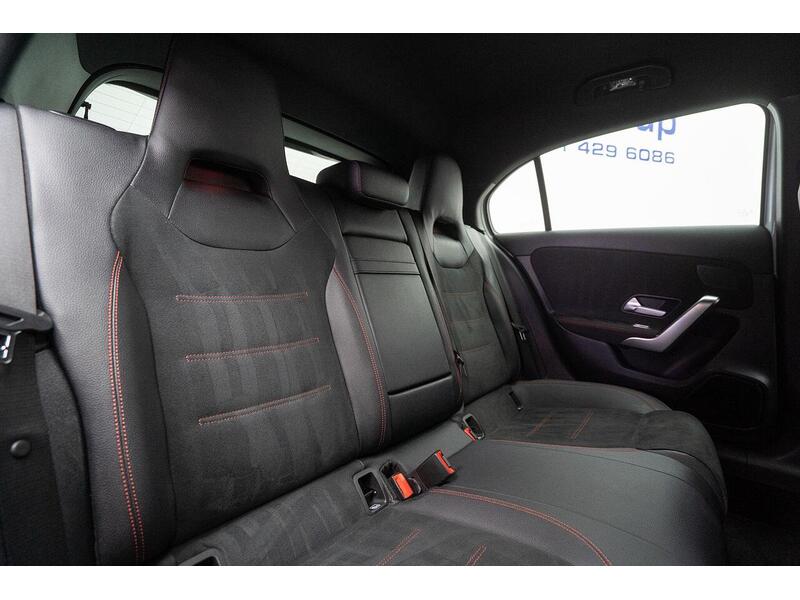 Mercedes-Benz A Class 2.0 A200d AMG Line (Premium) 8G-DCT Euro 6 (s/s) 5dr - U1393