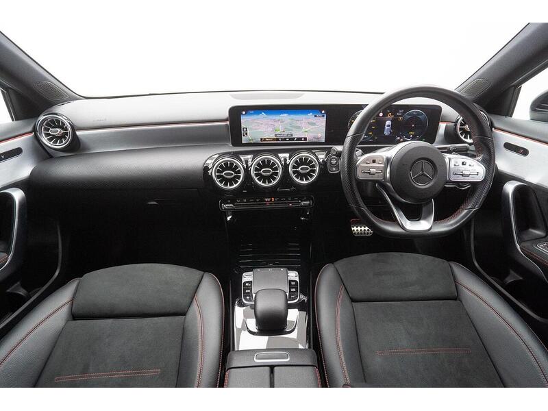 Mercedes-Benz A Class 2.0 A200d AMG Line (Premium) 8G-DCT Euro 6 (s/s) 5dr - U1393