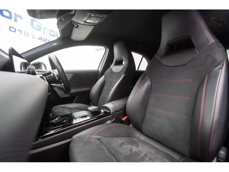 Mercedes-Benz A Class 2.0 A200d AMG Line (Premium) 8G-DCT Euro 6 (s/s) 5dr - U1393