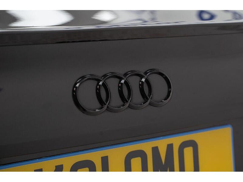 Audi A4 2.0 TDI 40 Black Edition S Tronic Euro 6 (s/s) 4dr - U1396