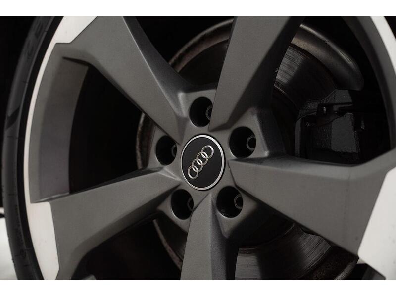 Audi A4 2.0 TDI 40 Black Edition S Tronic Euro 6 (s/s) 4dr - U1396