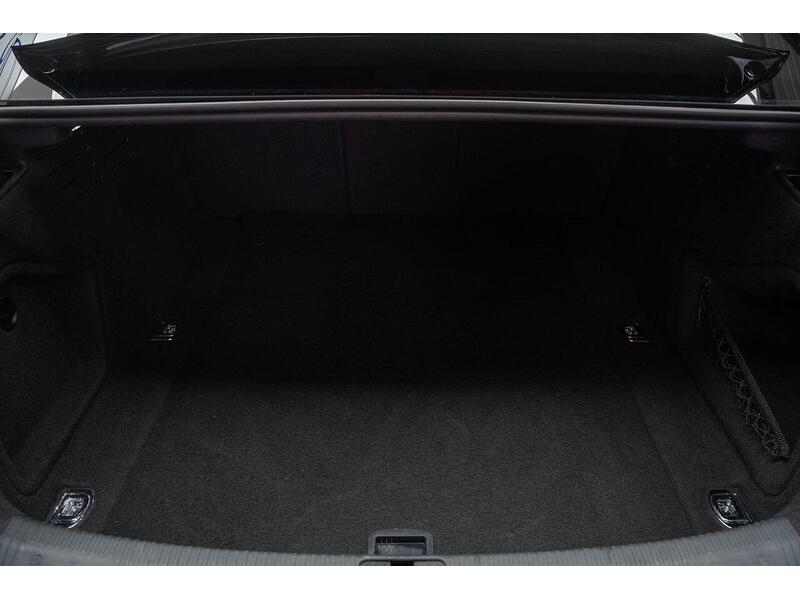 Audi A4 2.0 TDI 40 Black Edition S Tronic Euro 6 (s/s) 4dr - U1396