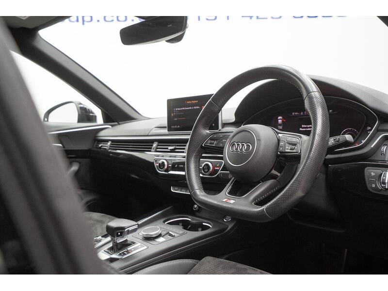 Audi A4 2.0 TDI 40 Black Edition S Tronic Euro 6 (s/s) 4dr - U1396